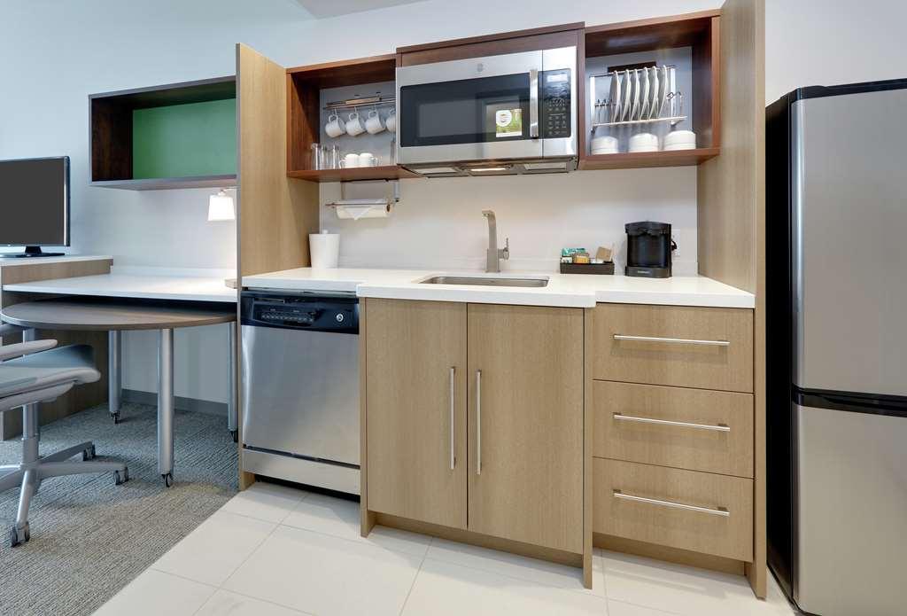 Home2 Suites By Hilton Hagerstown Room photo